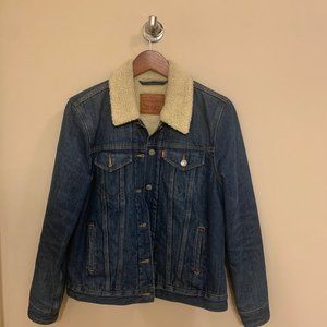 Levi's Denim Jacket Size Medium
